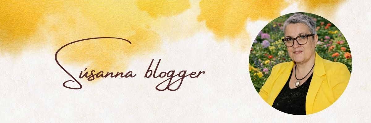 Krystal Kompasset med krystaller, visuelt indre kompas og livsretning, Súsanna Vígdá står i sejr.